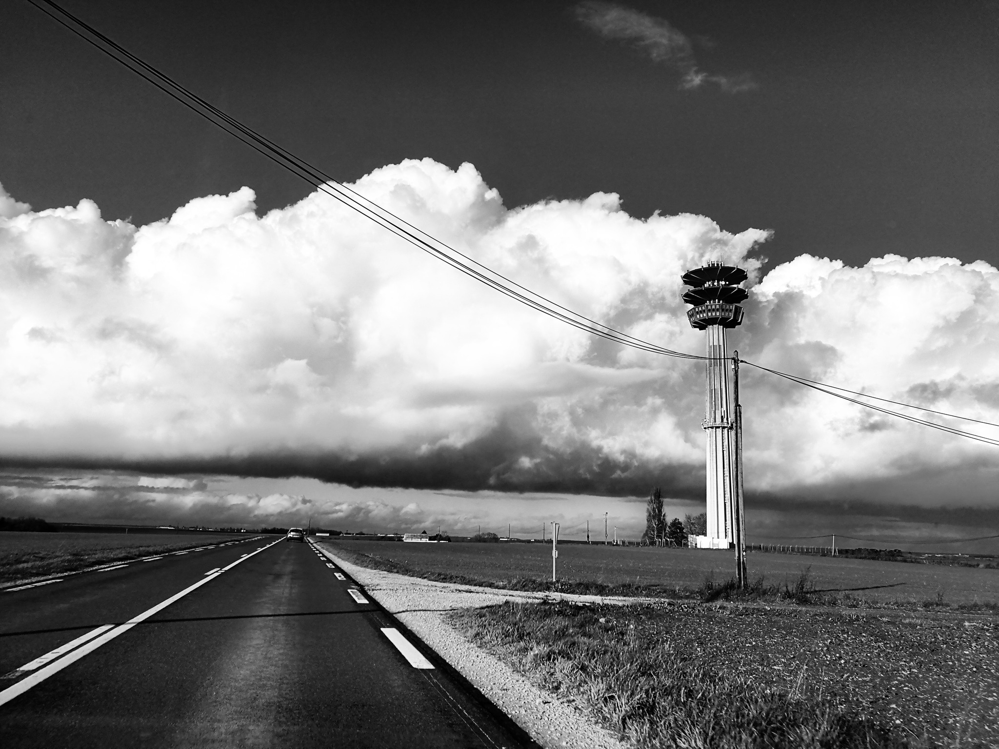 Một thế giới luôn có mùa hè