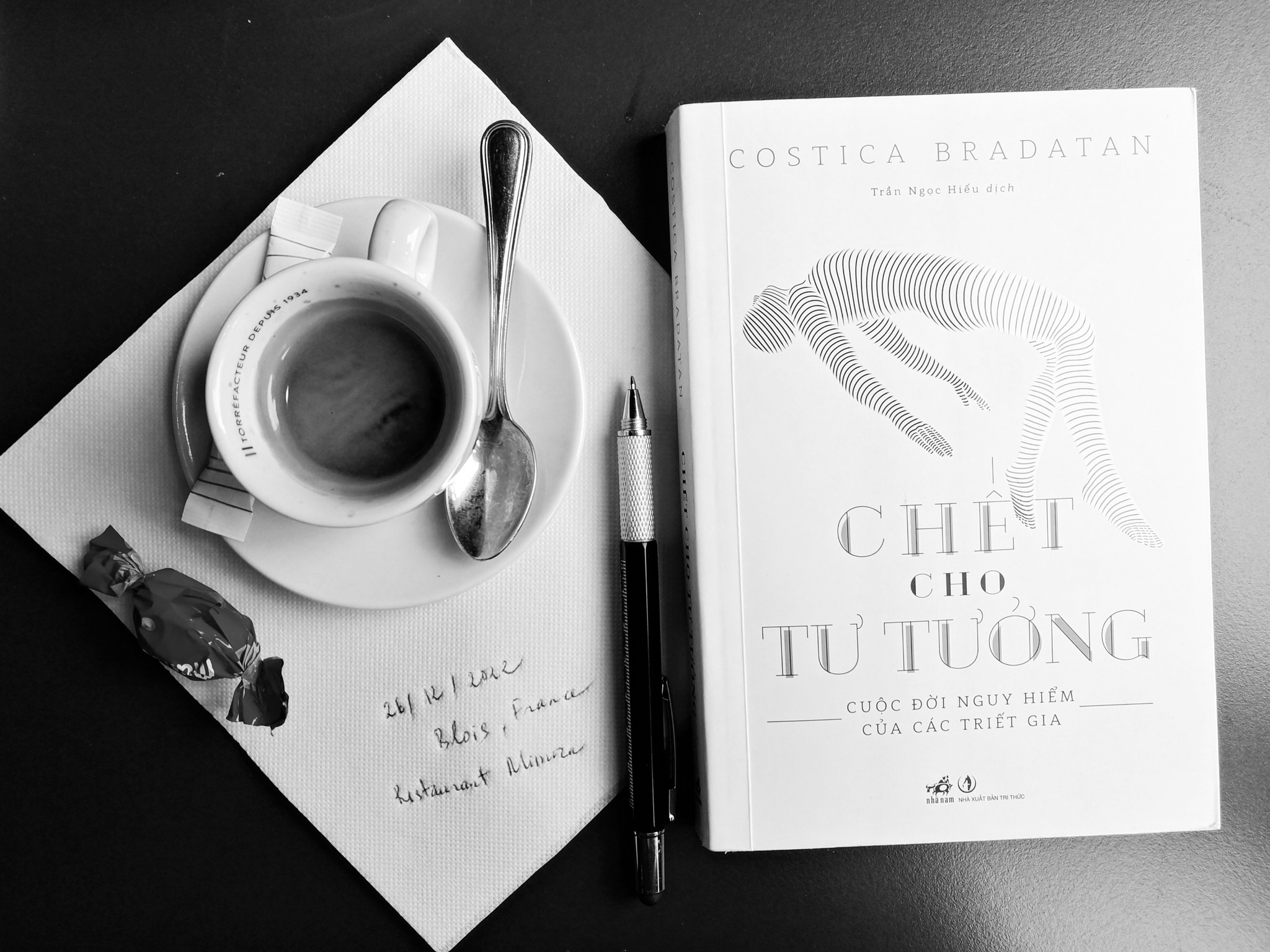 Một mình đi ra đảo